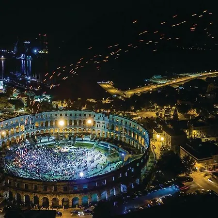 Vito 2 Apartment Pula