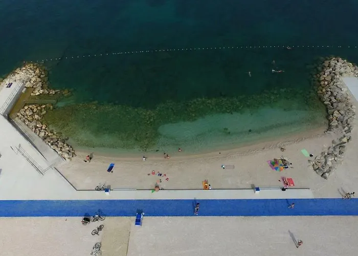 Апартаменти Vito 2 *